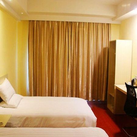 Hanting Hotel Hangzhou Wushan Square Branch Екстериор снимка
